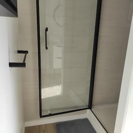 Duplex A 2 Pas De La 公寓 *